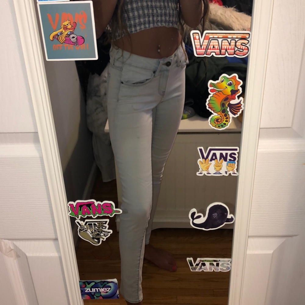 zumiez jeans